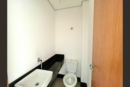 Casa à venda com 2 quartos, 109m² em Piratininga, Belo Horizonte