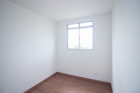 Quarto 1 de apartamento para alugar com 2 quartos, 58m² em Cabral, Contagem
