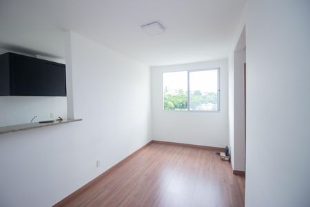Sala de apartamento para alugar com 2 quartos, 58m² em Cabral, Contagem