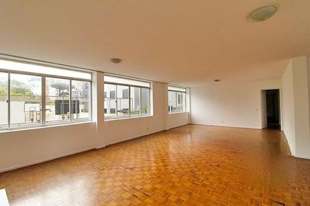 Apartamento para alugar com 3 quartos, 208m² em Centro, Curitiba