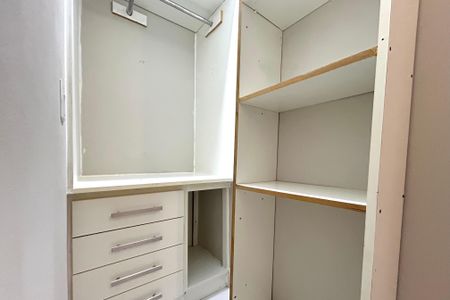 Closet de apartamento para alugar com 1 quarto, 25m² em Ingleses do Rio Vermelho, Florianópolis