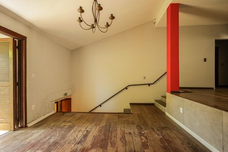 Sala de casa para alugar com 4 quartos, 240m² em Jardim Itu, Porto Alegre