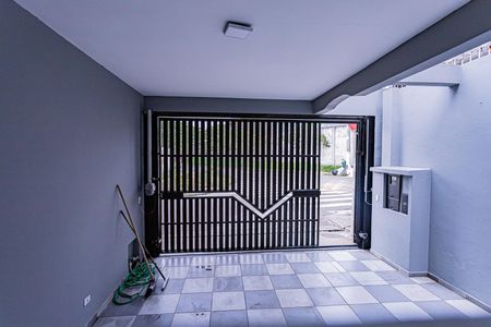 Vista Sala de casa para alugar com 2 quartos, 180m² em Jaguará, São Paulo