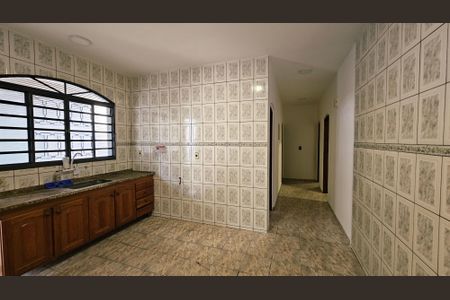 Casa à venda com 3 quartos, 250m² em Jardim do Lago, Jundiaí