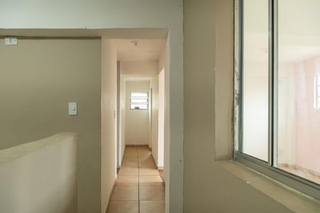 Corredor de casa para alugar com 2 quartos, 240m² em Jardim Helena, São Paulo