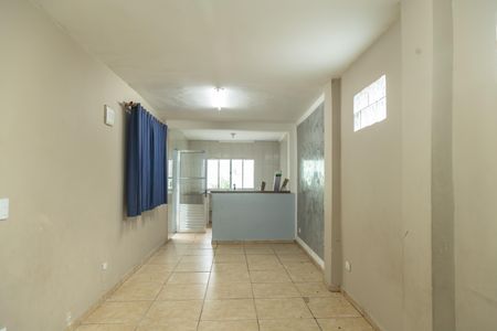 Cozinha/Sala de casa para alugar com 2 quartos, 240m² em Jardim Helena, São Paulo