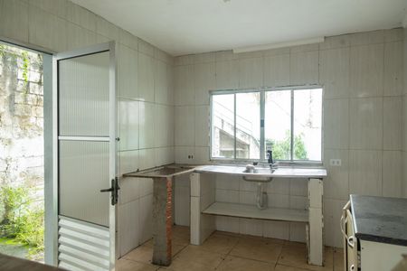 Cozinha de casa para alugar com 2 quartos, 240m² em Jardim Helena, São Paulo