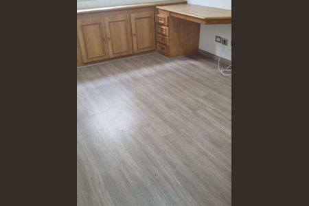 Casa para alugar com 5 quartos, 300m² em Alphaville, São Paulo