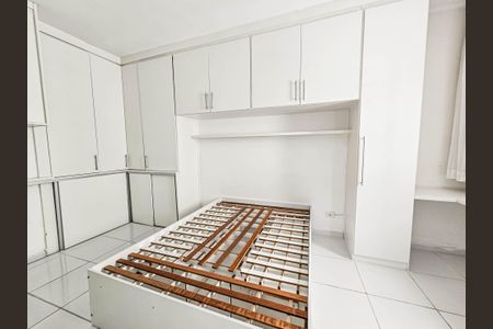 Quarto Suíte de apartamento para alugar com 1 quarto, 76m² em Aparecida, Santos