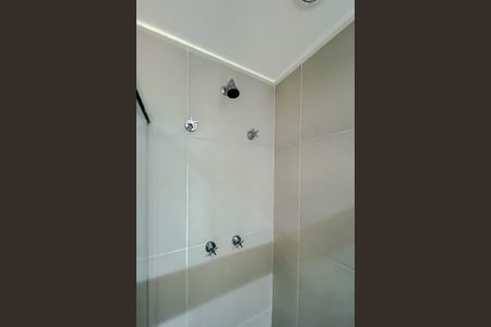 Banheiro de kitnet/studio para alugar com 1 quarto, 28m² em Paraíso, São Paulo