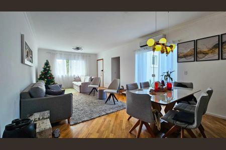 Sala de casa à venda com 3 quartos, 217m² em Jardim Consorcio, São Paulo