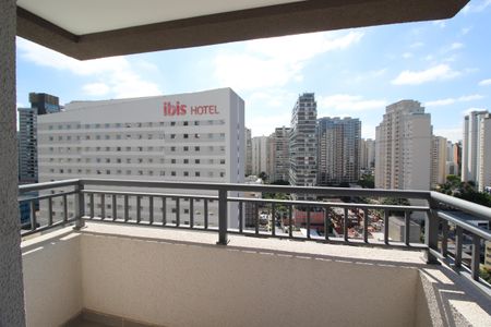 Varanda de apartamento à venda com 1 quarto, 35m² em Vila Nova Conceição, São Paulo