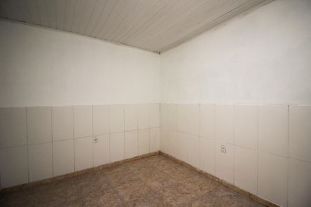 Quarto 2 de casa para alugar com 2 quartos, 65m² em Ponta Grossa, Porto Alegre