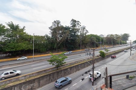 Vista da Sala de apartamento à venda com 2 quartos, 70m² em Jardim Pinheiros, São Paulo