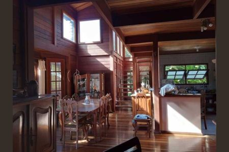 Apartamento à venda com 3 quartos, 240m² em Várzea das Moças, Niterói