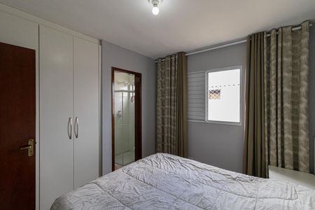 Suíte 1 de casa de condomínio à venda com 3 quartos, 71m² em Vila Carmosina, São Paulo