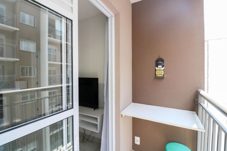 Varanda de kitnet/studio para alugar com 1 quarto, 27m² em Chácara Santo Antônio, São Paulo