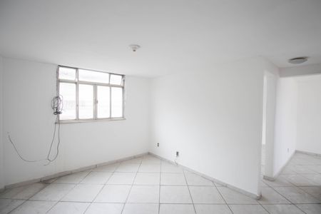 Sala de apartamento para alugar com 2 quartos, 45m² em Estrela do Norte, São Gonçalo
