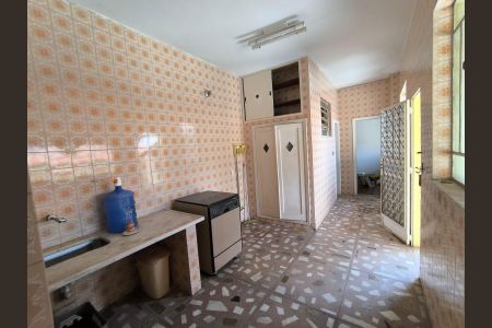 Casa para alugar com 3 quartos, 360m² em Graça, Belo Horizonte