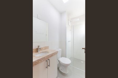 Banheiro de apartamento para alugar com 1 quarto, 26m² em Vila Isolina Mazzei, São Paulo