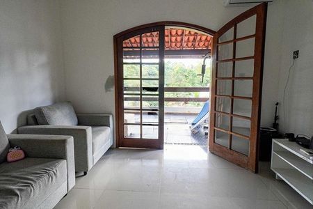 Apartamento à venda com 4 quartos, 400m² em Matapaca, Niterói