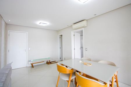 Sala de apartamento à venda com 2 quartos, 86m² em Vila Gilda, Santo André