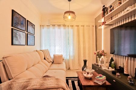 Sala de casa à venda com 2 quartos, 150m² em Vila Prado, São Paulo