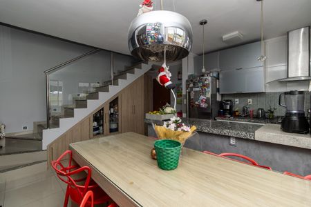 Sala 1 de apartamento à venda com 2 quartos, 100m² em Sinimbu, Belo Horizonte