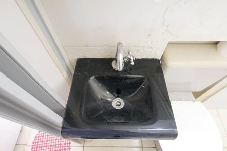 Banheiro de casa para alugar com 1 quarto, 30m² em Parque Santo Antônio, São Paulo