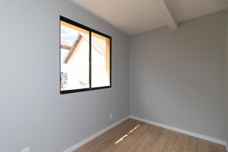 Quarto 1 de casa de condomínio à venda com 3 quartos, 64m² em Santa Tereza, Porto Alegre