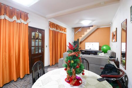 Casa para alugar com 3 quartos, 125m² em Jardim São Luís, São Paulo