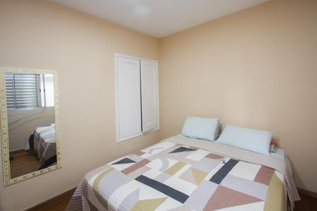 Casa à venda com 2 quartos, 190m² em Jardim Internacional, São Paulo