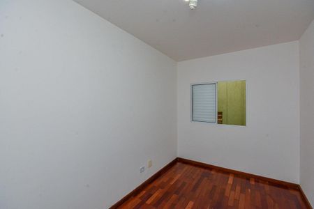 Quarto de casa para alugar com 3 quartos, 150m² em Vila Marari, São Paulo