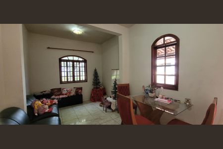 sala de casa à venda com 4 quartos, 420m² em Bom Repouso, Betim