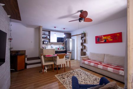 Sala de casa para alugar com 2 quartos, 140m² em Tribobó, São Gonçalo