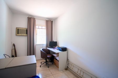 Quarto 1 de casa para alugar com 2 quartos, 140m² em Tribobó, São Gonçalo