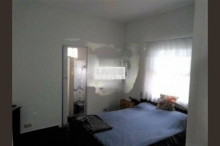 Casa à venda com 4 quartos, 250m² em Vila Inah, São Paulo