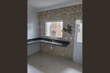 Casa à venda com 3 quartos, 100m² em Parque Residencial Oratorio, São Paulo