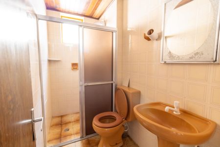 Banheiro de apartamento à venda com 1 quarto, 43m² em Cascata, Porto Alegre