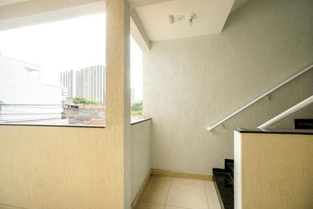Vista da sala de apartamento para alugar com 1 quarto, 50m² em Vila Granada, São Paulo