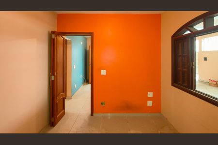 Quarto 1 de casa para alugar com 2 quartos, 100m² em Socorro, São Paulo