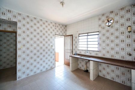 Cozinha de casa de condomínio para alugar com 1 quarto, 65m² em Vila Carrão, São Paulo