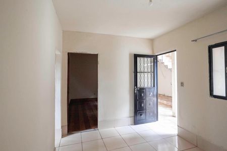 Sala de casa para alugar com 2 quartos, 100m² em Mantiqueira, Belo Horizonte