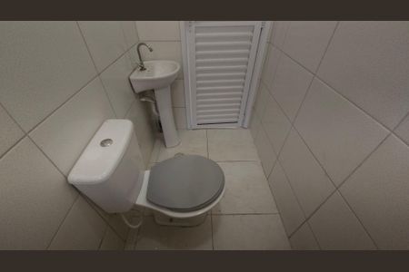 Banheiro de apartamento para alugar com 1 quarto, 38m² em Cidade Antônio Estêvão de Carvalho, São Paulo