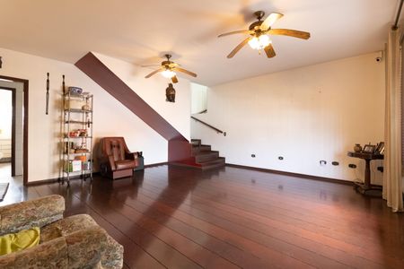 Sala de casa à venda com 4 quartos, 232m² em Vila Vermelha, São Paulo