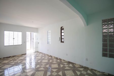 Sala de casa para alugar com 2 quartos, 220m² em Centro, São Gonçalo