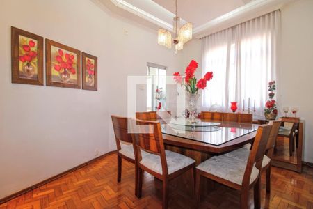 Apartamento à venda com 3 quartos, 110m² em Santa Efigênia, Belo Horizonte