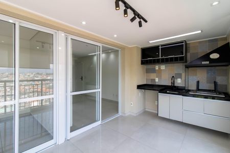 Varanda Gourmet de kitnet/studio à venda com 2 quartos, 58m² em Jardim Flor da Montanha, Guarulhos