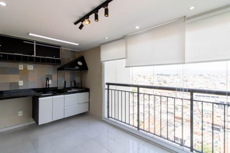 Varanda Gourmet de kitnet/studio à venda com 2 quartos, 58m² em Jardim Flor da Montanha, Guarulhos