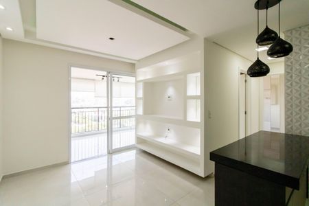 Sala de kitnet/studio à venda com 2 quartos, 58m² em Jardim Flor da Montanha, Guarulhos